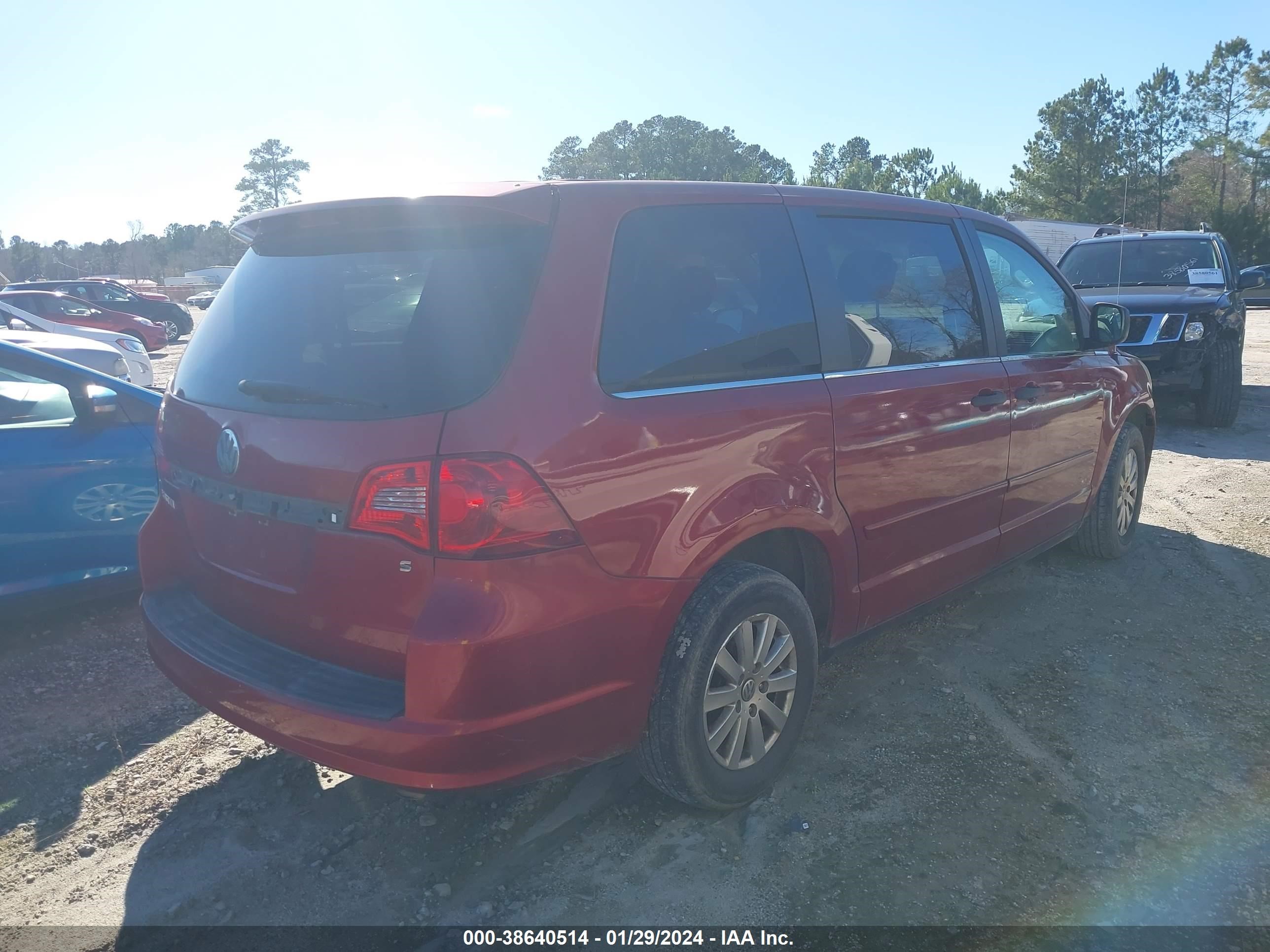 Photo 3 VIN: 2V8HW44199R594963 - VOLKSWAGEN ROUTAN 