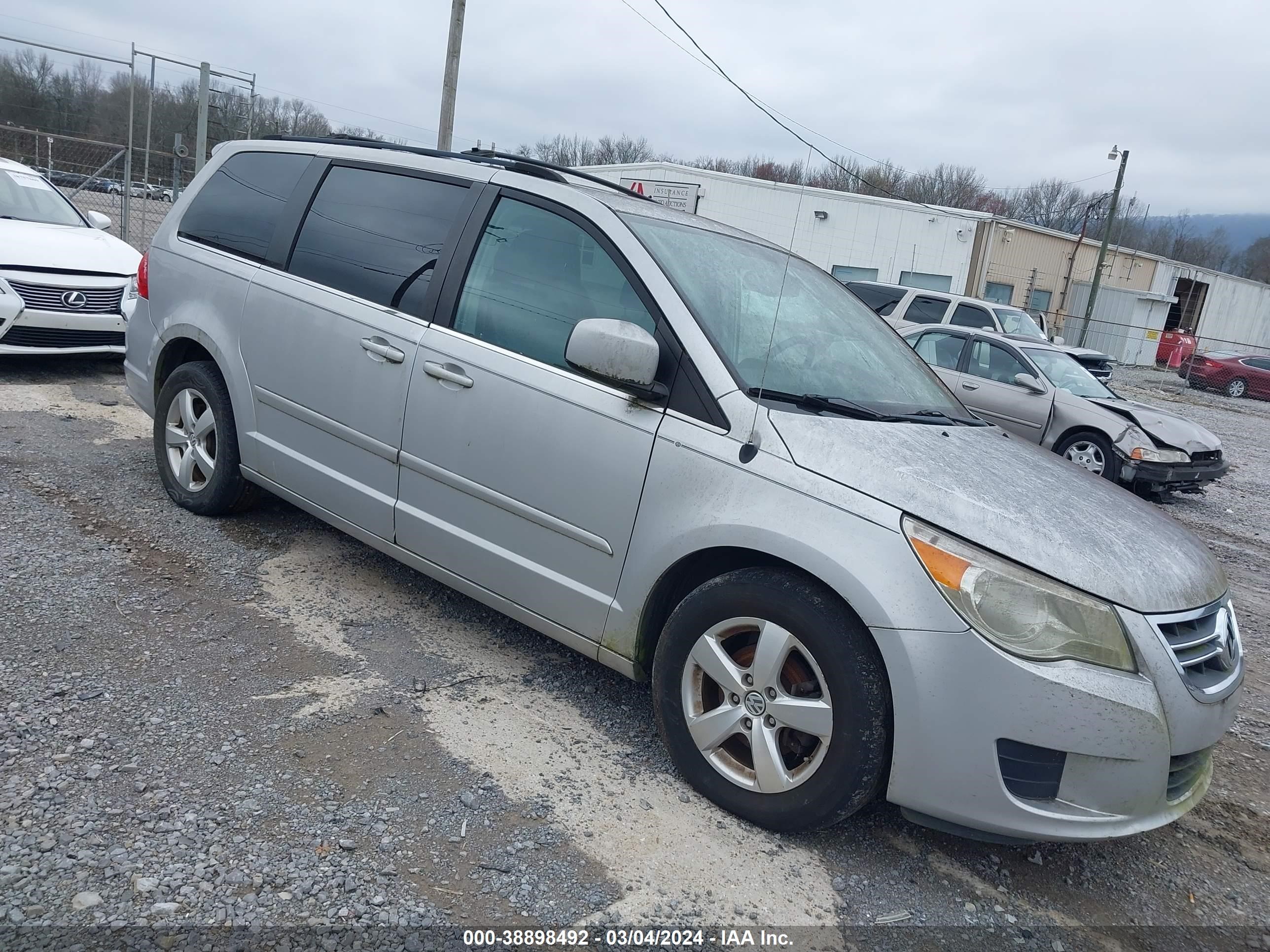 Photo 0 VIN: 2V8HW54X39R599358 - VOLKSWAGEN ROUTAN 