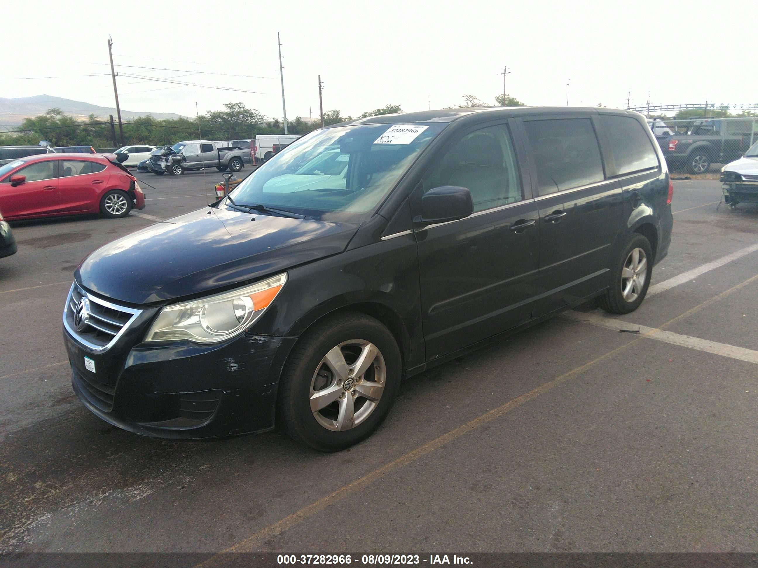 Photo 1 VIN: 2V8HW54X79R595457 - VOLKSWAGEN ROUTAN 