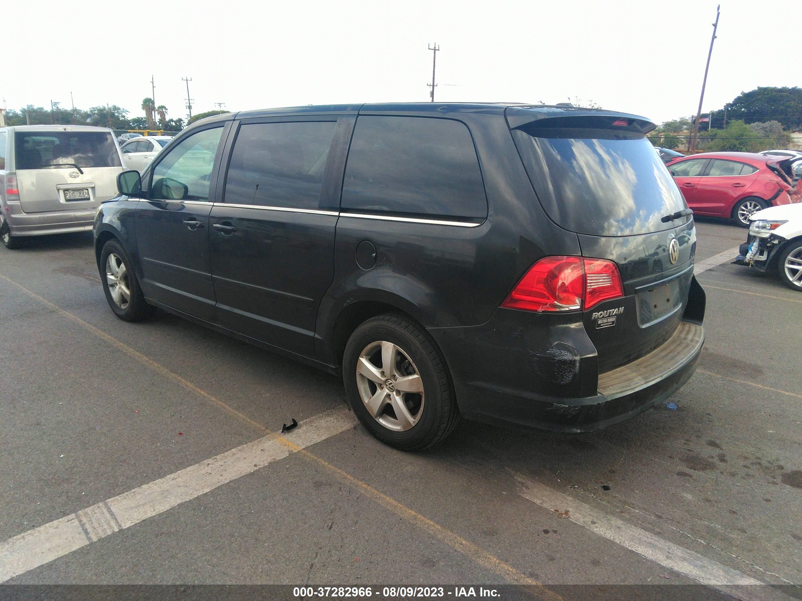 Photo 2 VIN: 2V8HW54X79R595457 - VOLKSWAGEN ROUTAN 