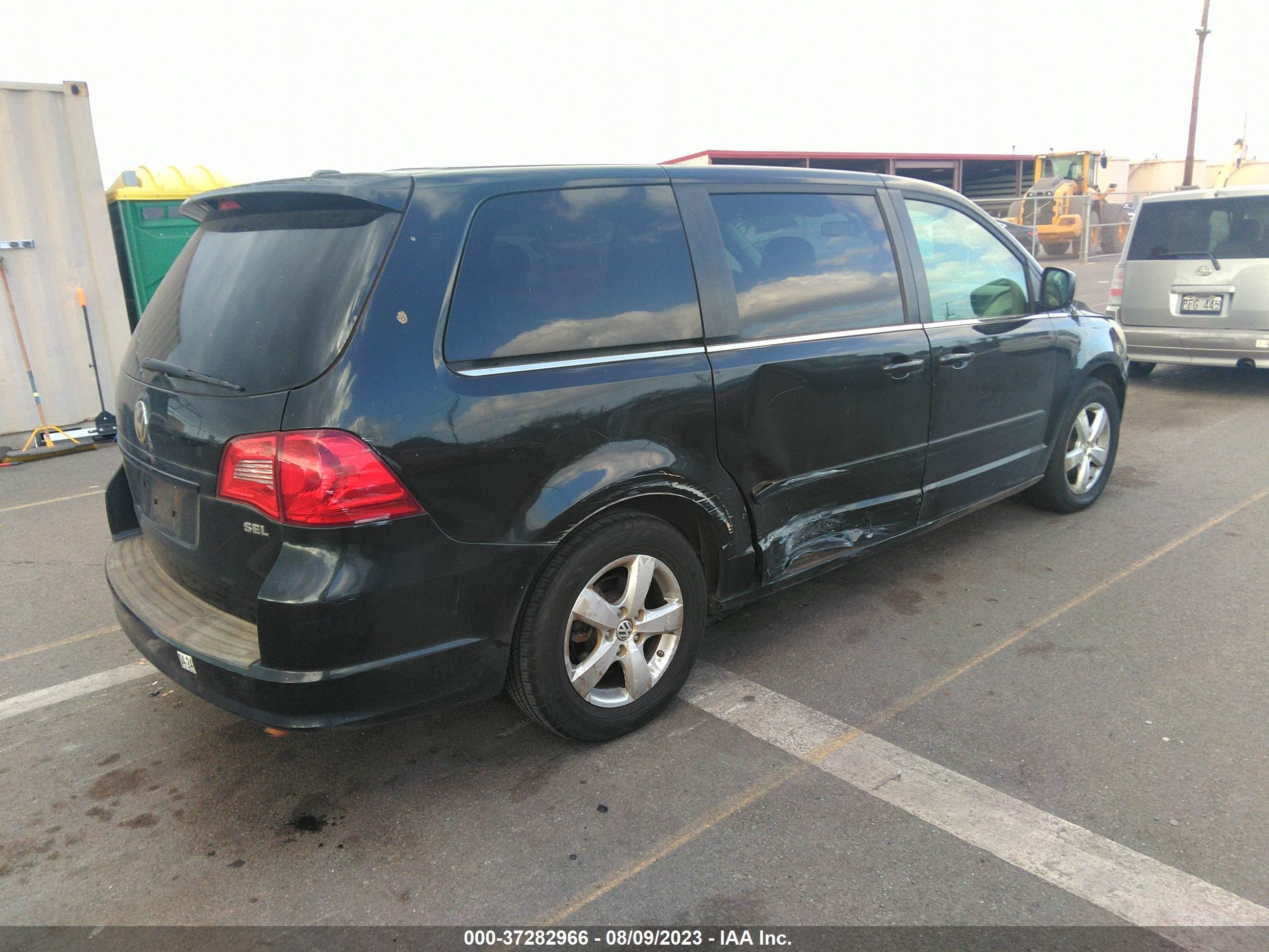 Photo 3 VIN: 2V8HW54X79R595457 - VOLKSWAGEN ROUTAN 