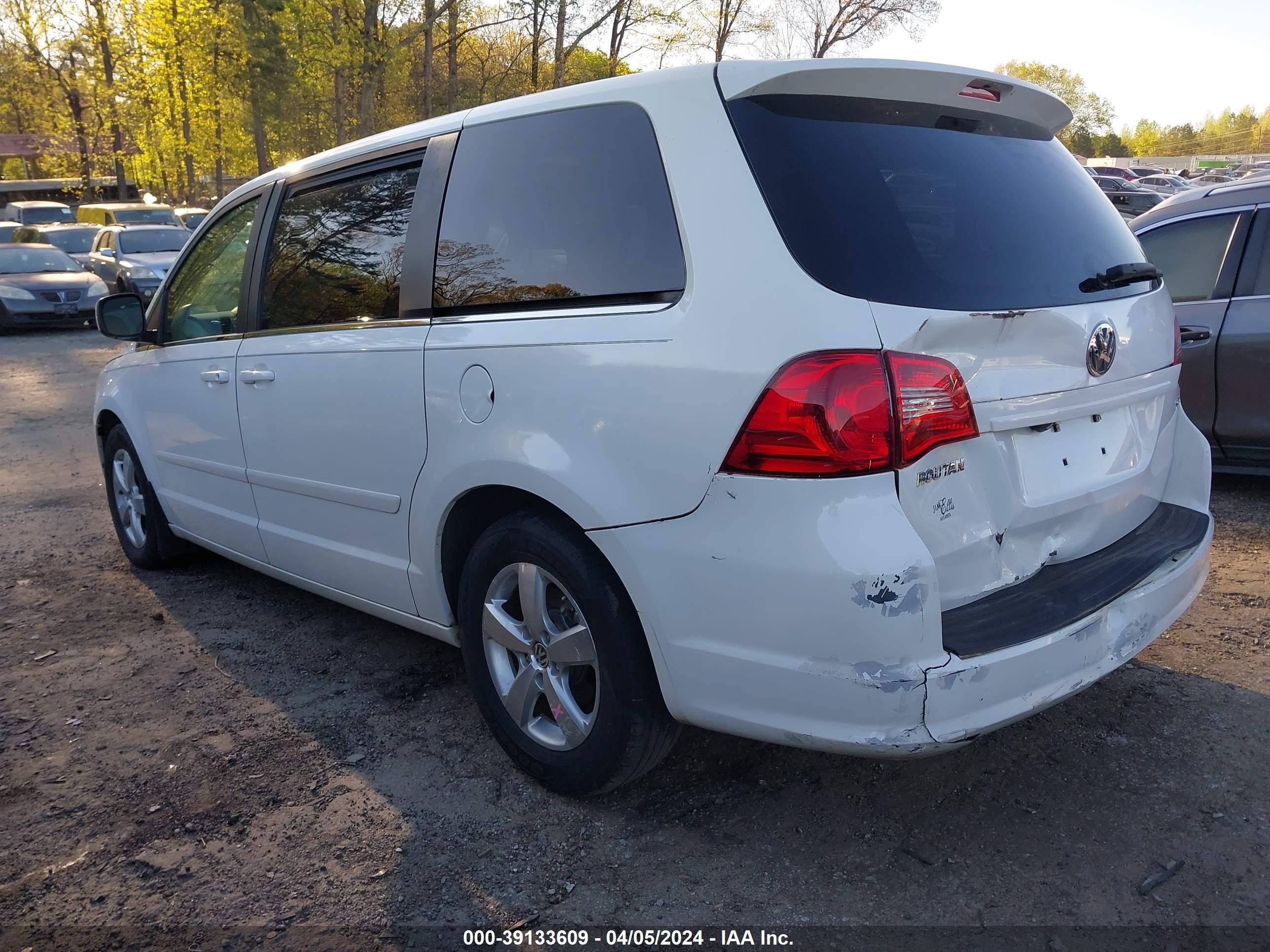 Photo 2 VIN: 2V8HW54X99R580166 - VOLKSWAGEN ROUTAN 