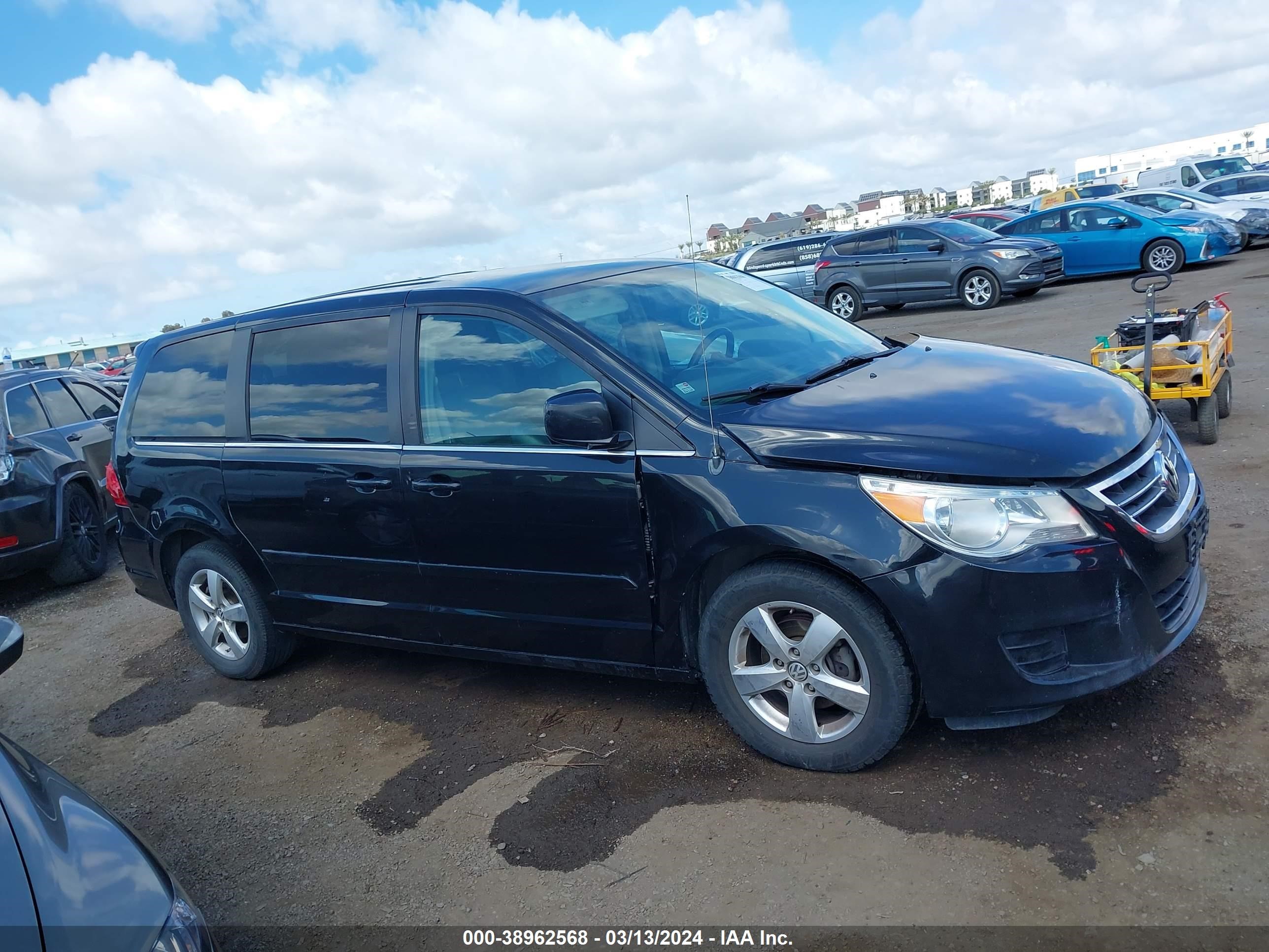 Photo 12 VIN: 2V8HW54X99R601534 - VOLKSWAGEN ROUTAN 