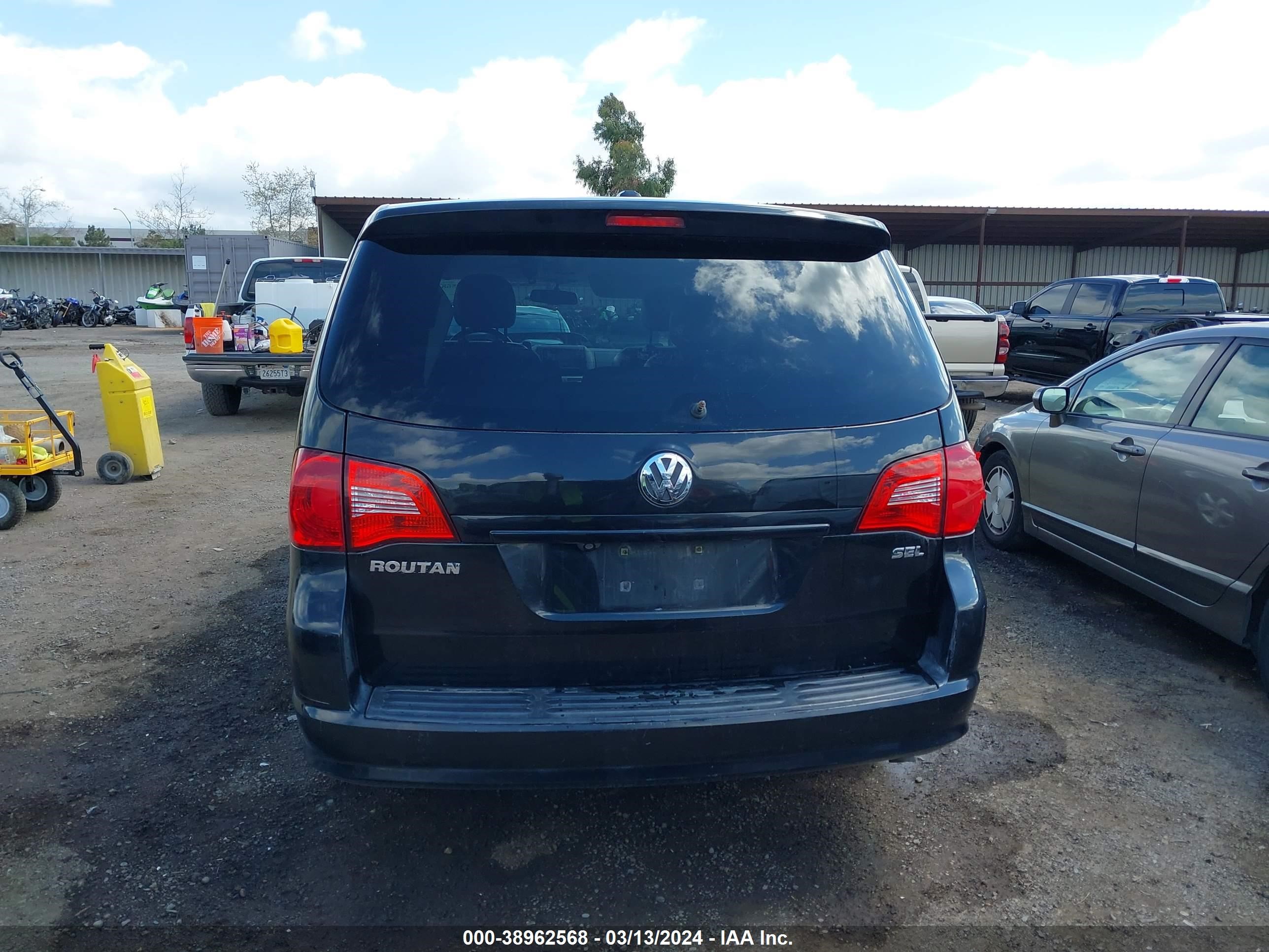 Photo 15 VIN: 2V8HW54X99R601534 - VOLKSWAGEN ROUTAN 