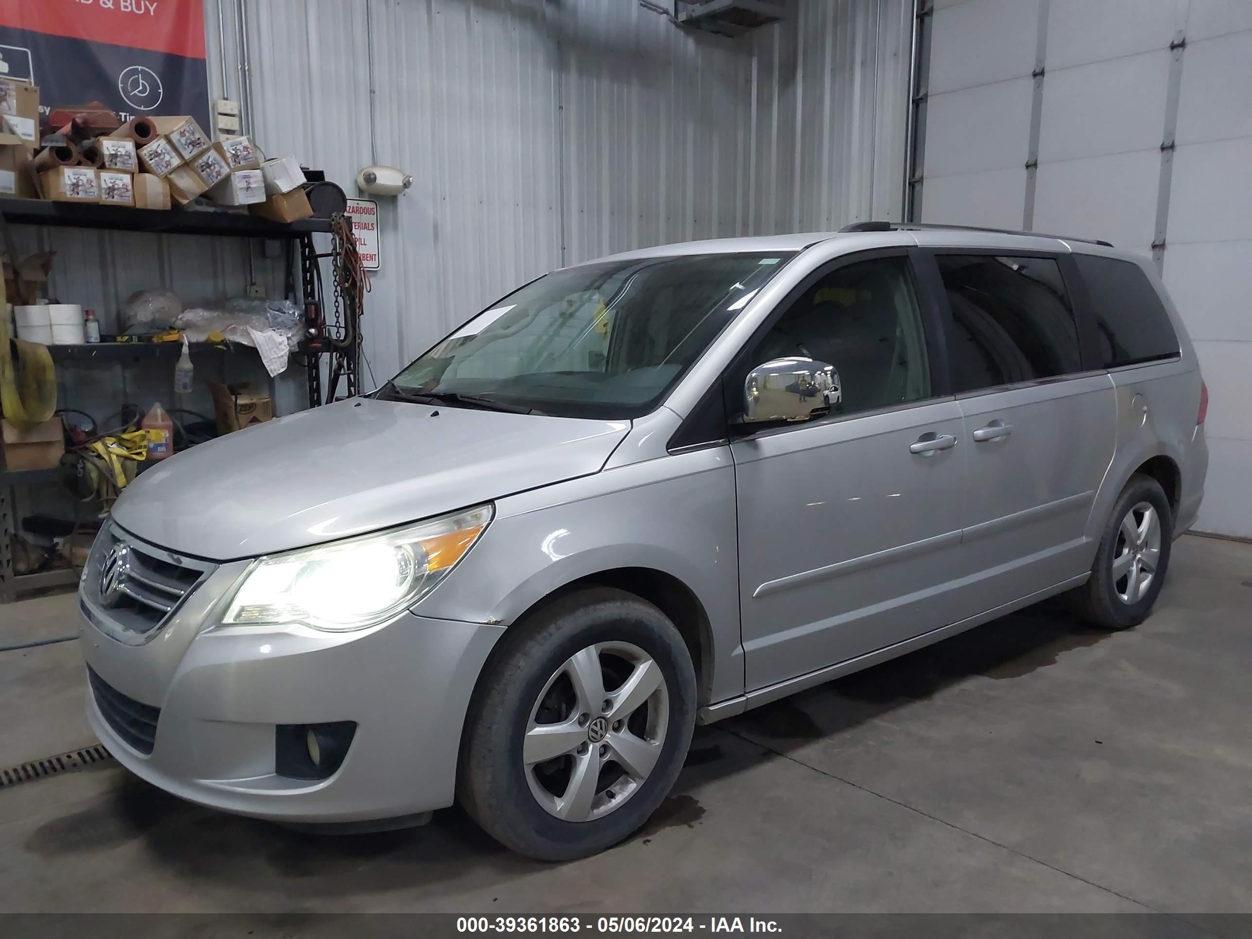 Photo 5 VIN: 2V8HW64X59R522495 - VOLKSWAGEN ROUTAN 