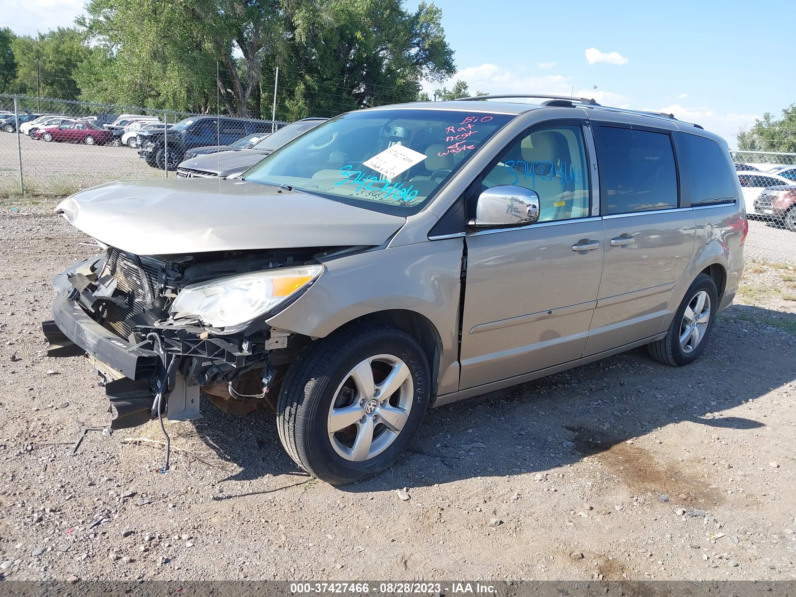 Photo 1 VIN: 2V8HW64X89R541218 - VOLKSWAGEN ROUTAN 