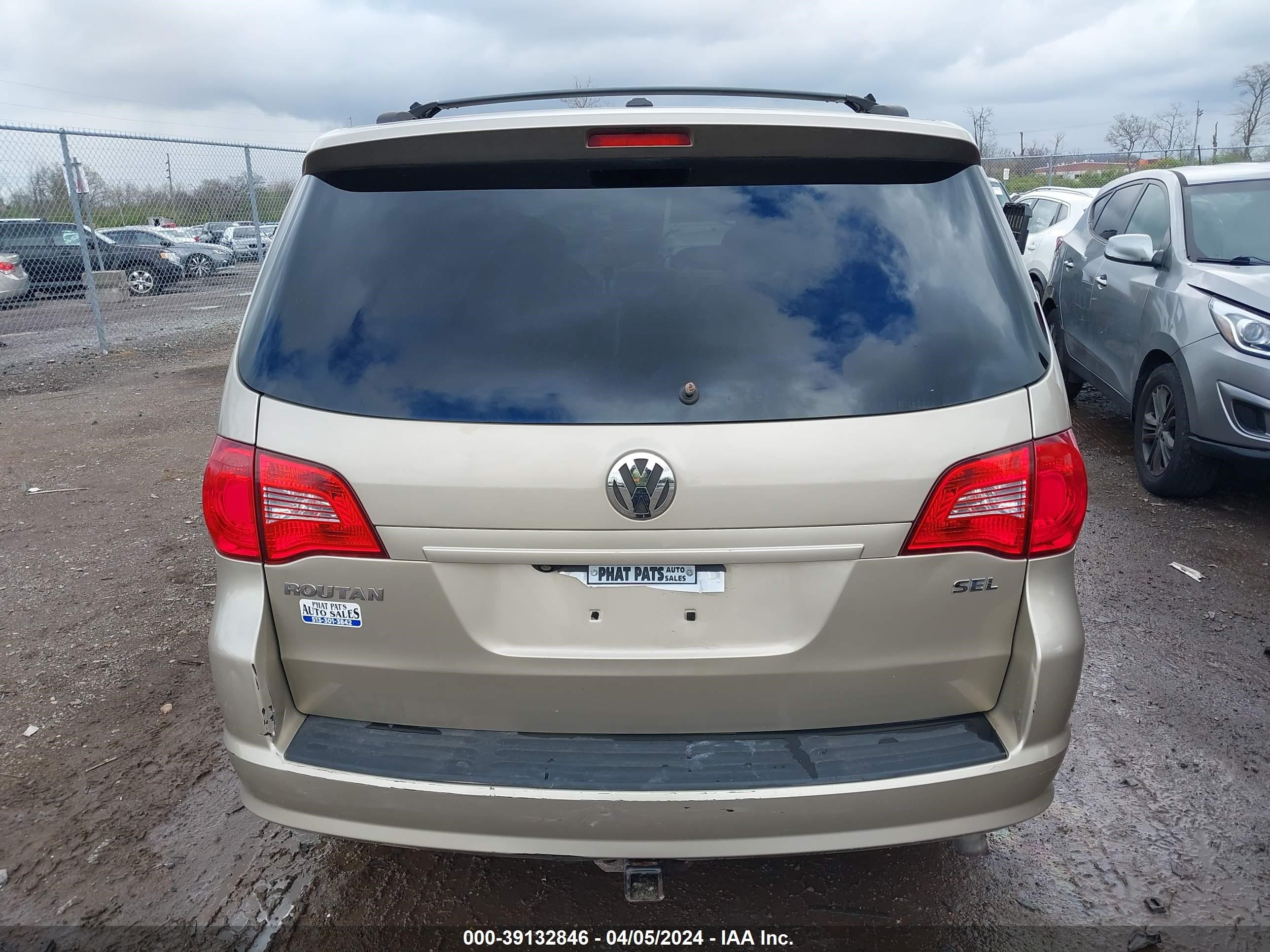 Photo 16 VIN: 2V8HW64X99R500998 - VOLKSWAGEN ROUTAN 