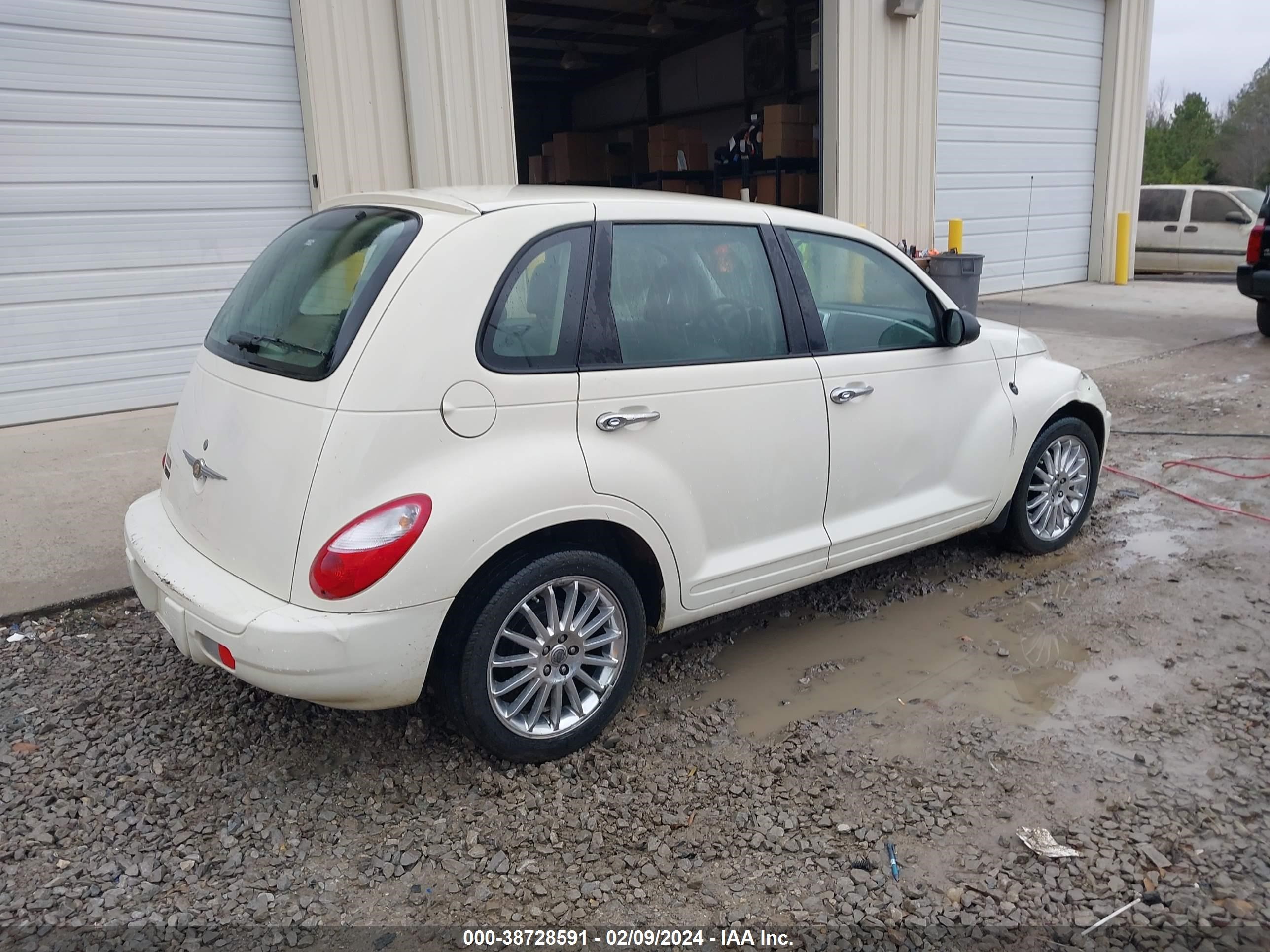 Photo 3 VIN: 3A4FY48B77T505301 - CHRYSLER PT CRUISER 