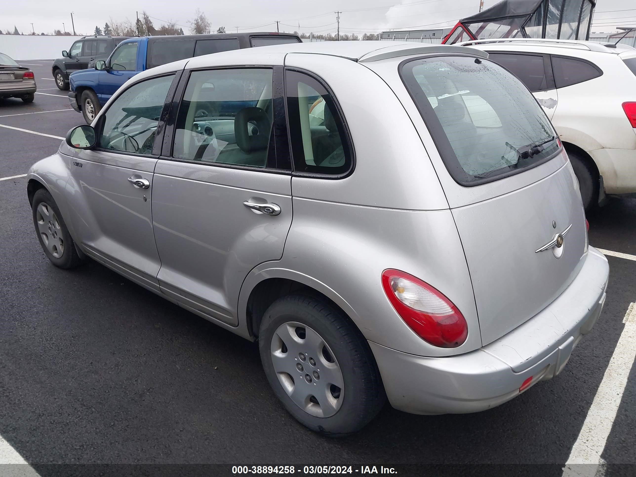 Photo 2 VIN: 3A4FY48B86T274813 - CHRYSLER PT CRUISER 