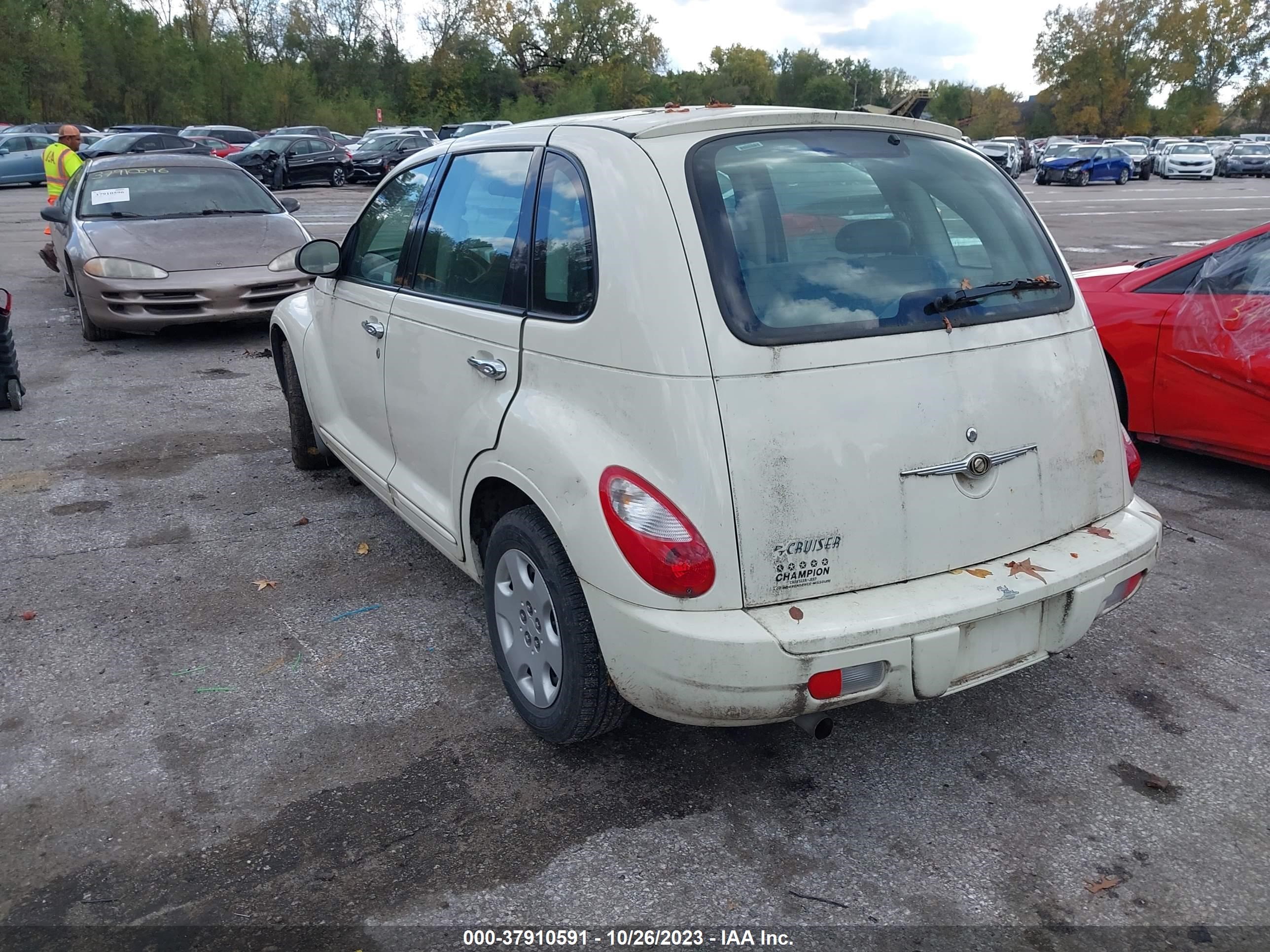 Photo 2 VIN: 3A4FY48B87T518302 - CHRYSLER PT CRUISER 