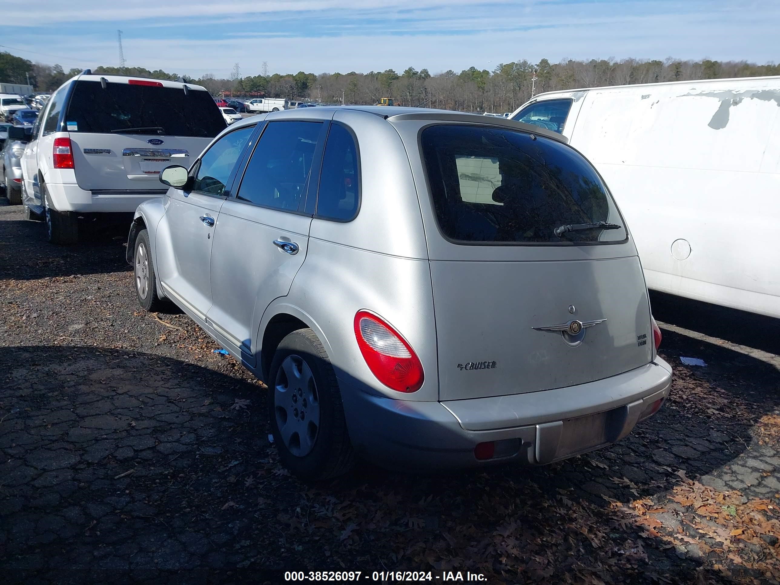 Photo 2 VIN: 3A4FY58B27T550460 - CHRYSLER PT CRUISER 