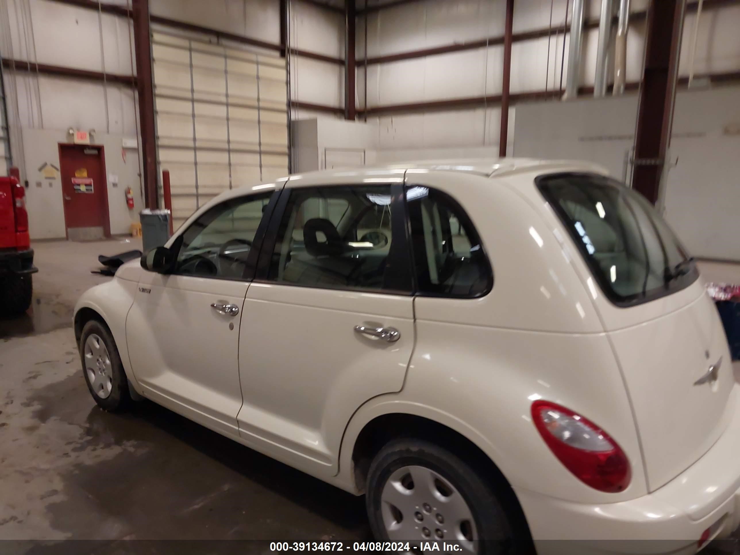 Photo 13 VIN: 3A4FY58B56T348663 - CHRYSLER PT CRUISER 