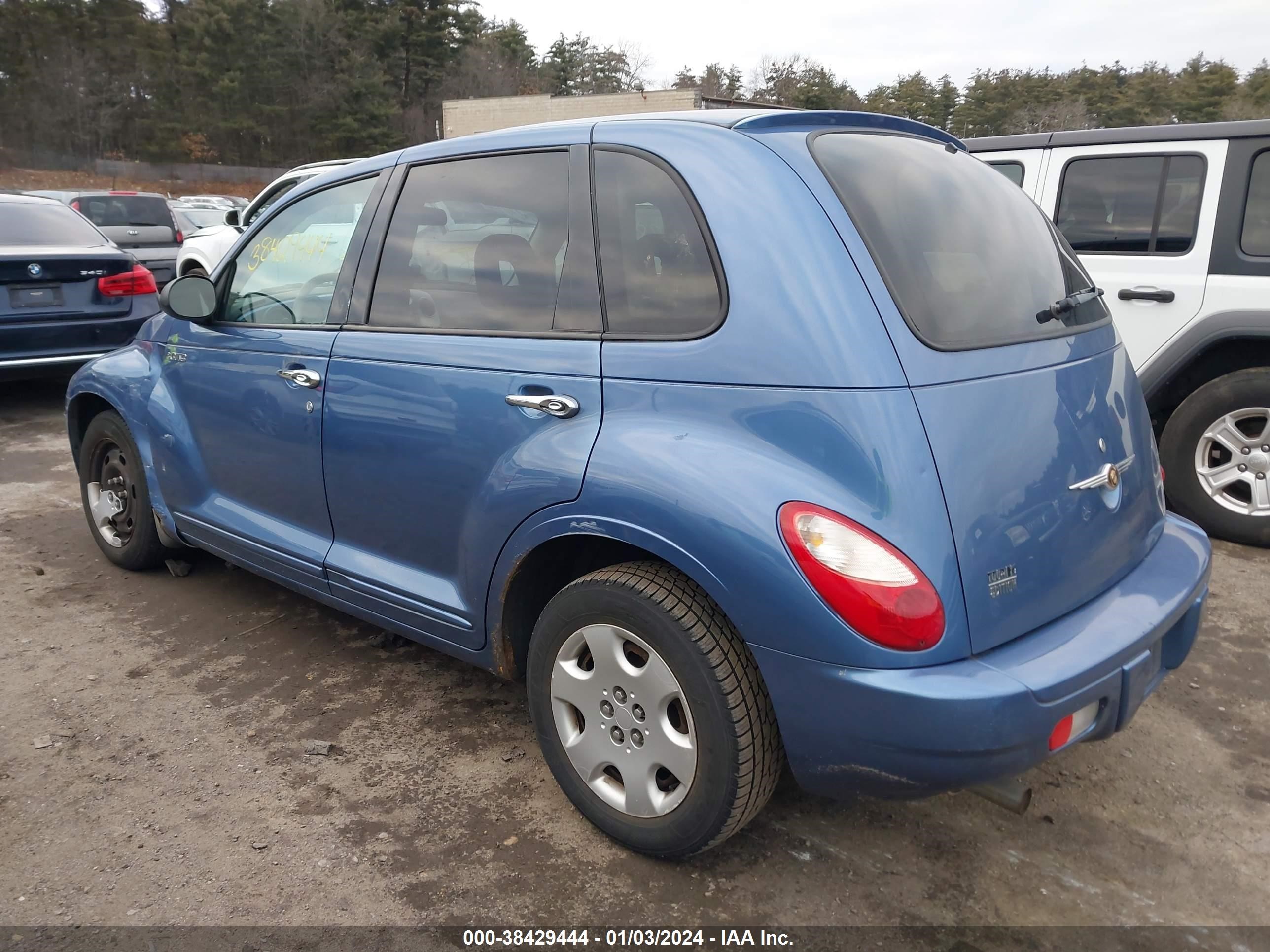 Photo 2 VIN: 3A4FY58B66T233487 - CHRYSLER PT CRUISER 