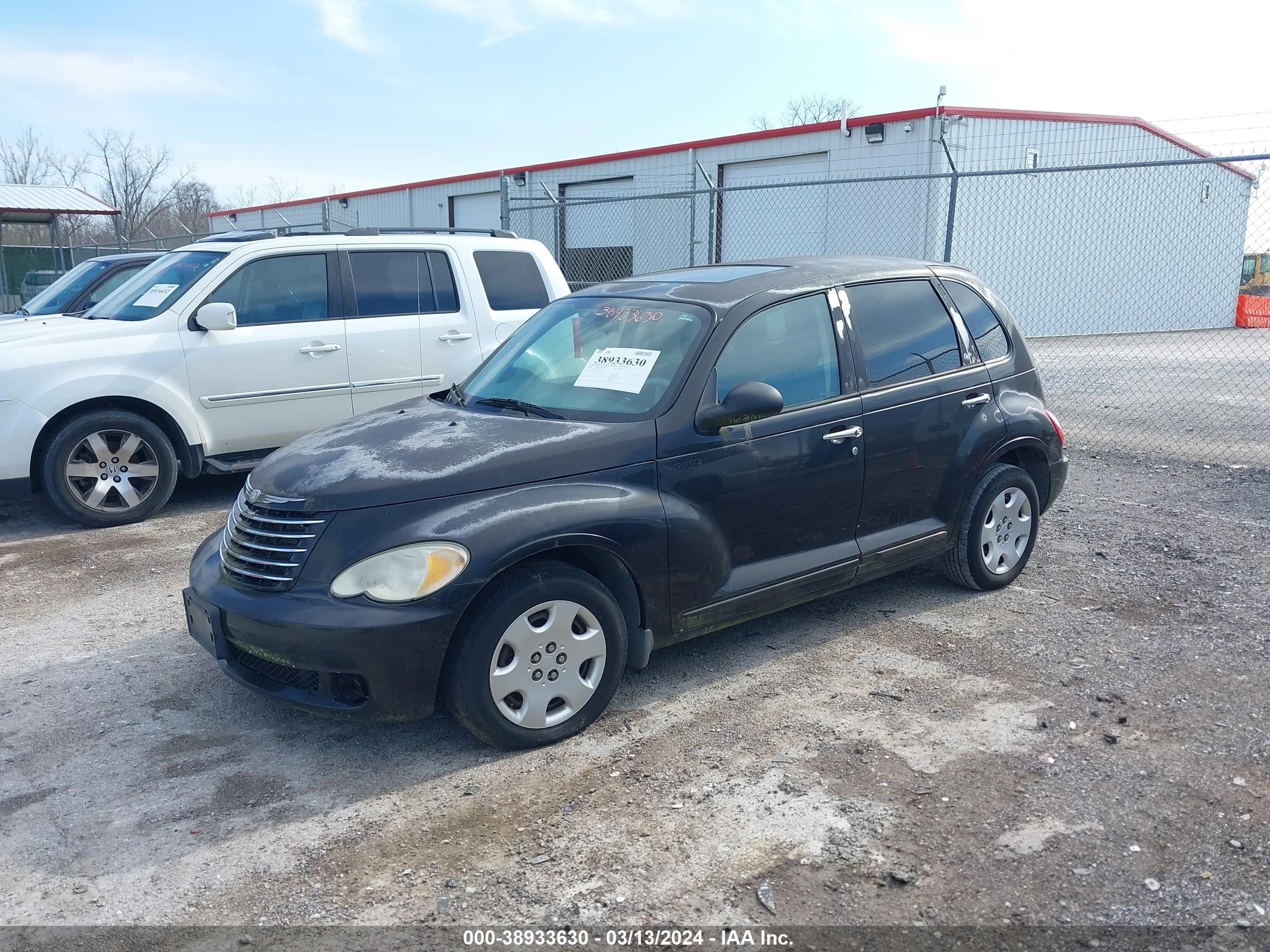 Photo 1 VIN: 3A4FY58B76T210008 - CHRYSLER PT CRUISER 