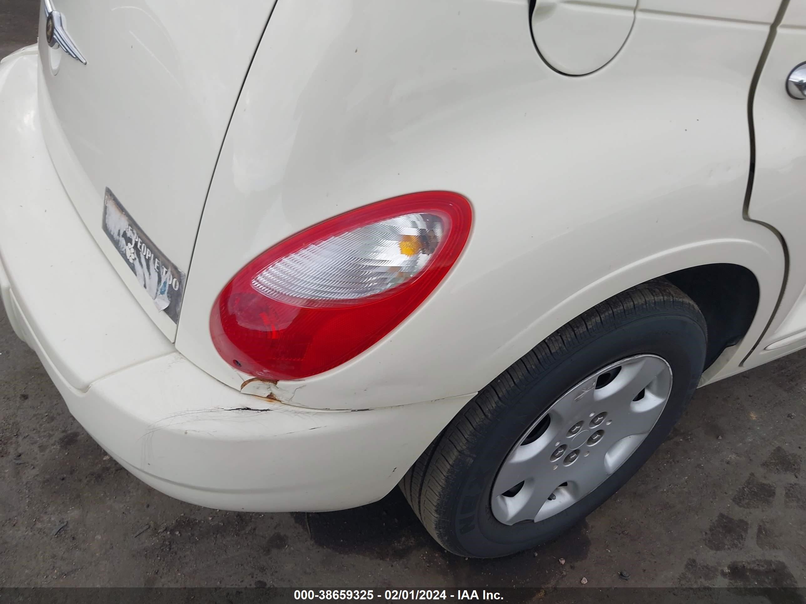 Photo 5 VIN: 3A4FY58B96T337746 - CHRYSLER PT CRUISER 