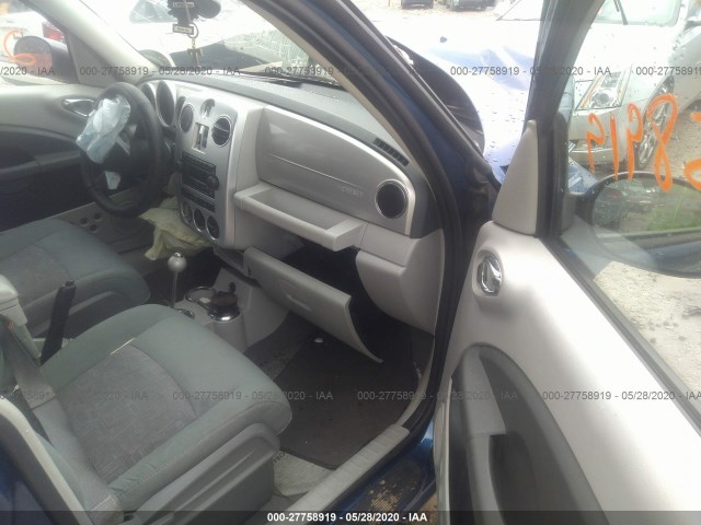 Photo 4 VIN: 3A4GY5F90AT130918 - CHRYSLER PT CRUISER CLASSIC 