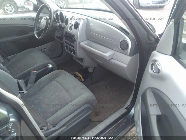 Photo 4 VIN: 3A4GY5F90AT131115 - CHRYSLER PT CRUISER CLASSIC 