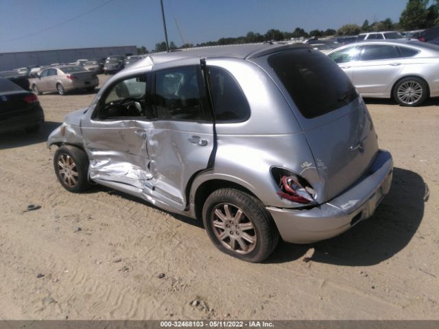 Photo 2 VIN: 3A4GY5F90AT164728 - CHRYSLER PT CRUISER CLASSIC 