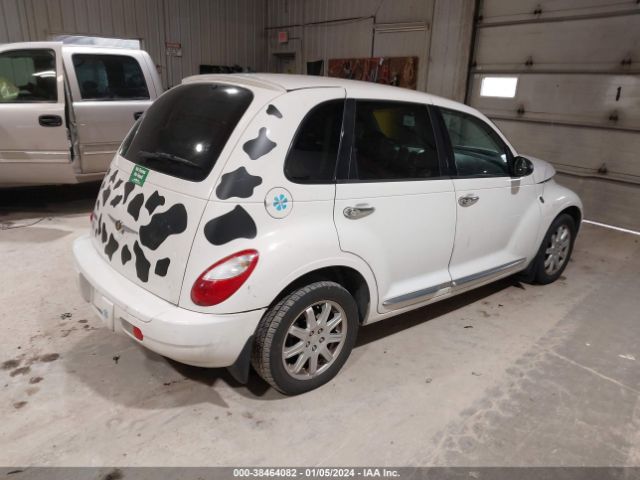 Photo 3 VIN: 3A4GY5F91AT132502 - CHRYSLER PT CRUISER 