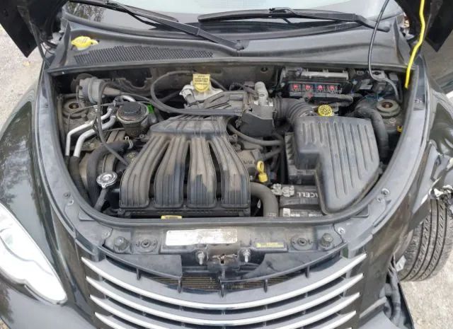 Photo 9 VIN: 3A4GY5F91AT142219 - CHRYSLER PT CRUISER 