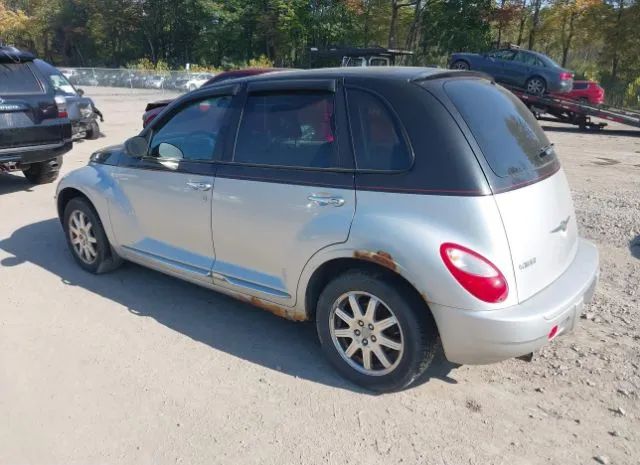 Photo 2 VIN: 3A4GY5F94AT215180 - CHRYSLER PT CRUISER CLASSIC 