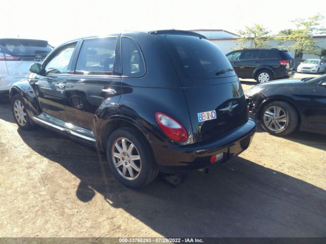 Photo 2 VIN: 3A4GY5F94AT218340 - CHRYSLER PT CRUISER CLASSIC 