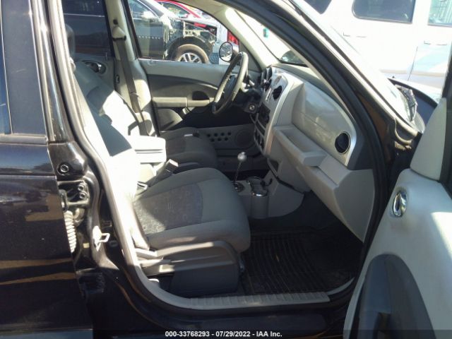 Photo 4 VIN: 3A4GY5F94AT218340 - CHRYSLER PT CRUISER CLASSIC 