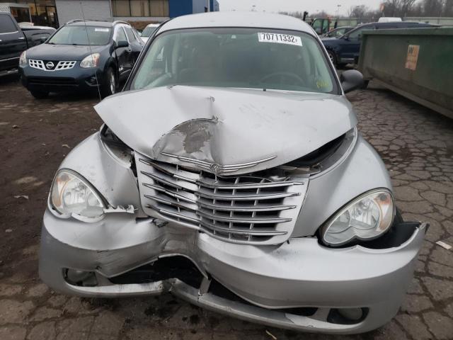 Photo 4 VIN: 3A4GY5F95AT179693 - CHRYSLER PT CRUISER 