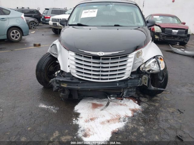 Photo 5 VIN: 3A4GY5F95AT209596 - CHRYSLER PT CRUISER 