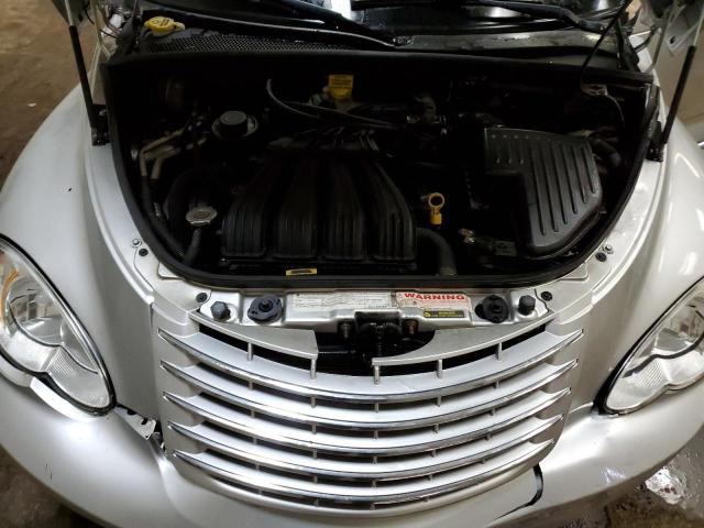 Photo 10 VIN: 3A4GY5F97AT174205 - CHRYSLER PT CRUISER 