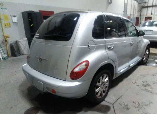 Photo 3 VIN: 3A4GY5F97AT179730 - CHRYSLER PT CRUISER CLASSIC 