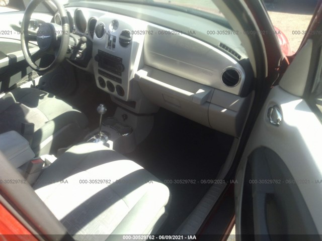 Photo 4 VIN: 3A4GY5F97AT219210 - CHRYSLER PT CRUISER CLASSIC 