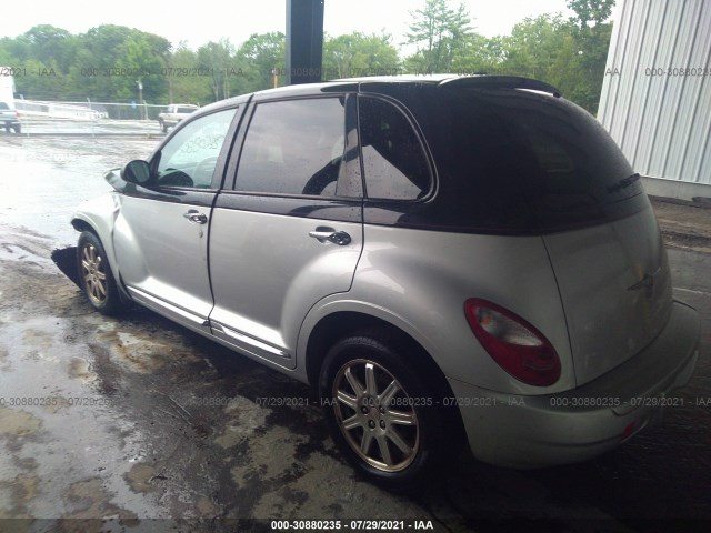 Photo 2 VIN: 3A4GY5F98AT205641 - CHRYSLER PT CRUISER CLASSIC 