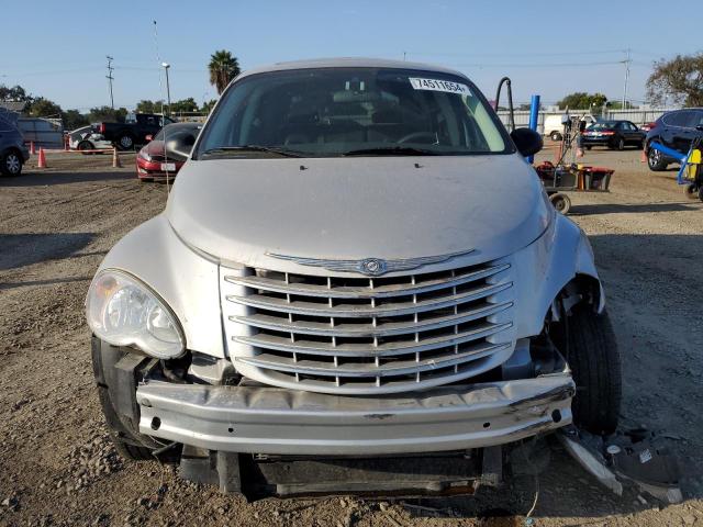 Photo 4 VIN: 3A4GY5F9XAT131915 - CHRYSLER PT CRUISER 