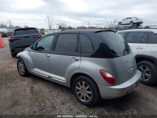 Photo 2 VIN: 3A4GY5F9XAT203454 - CHRYSLER PT CRUISER 