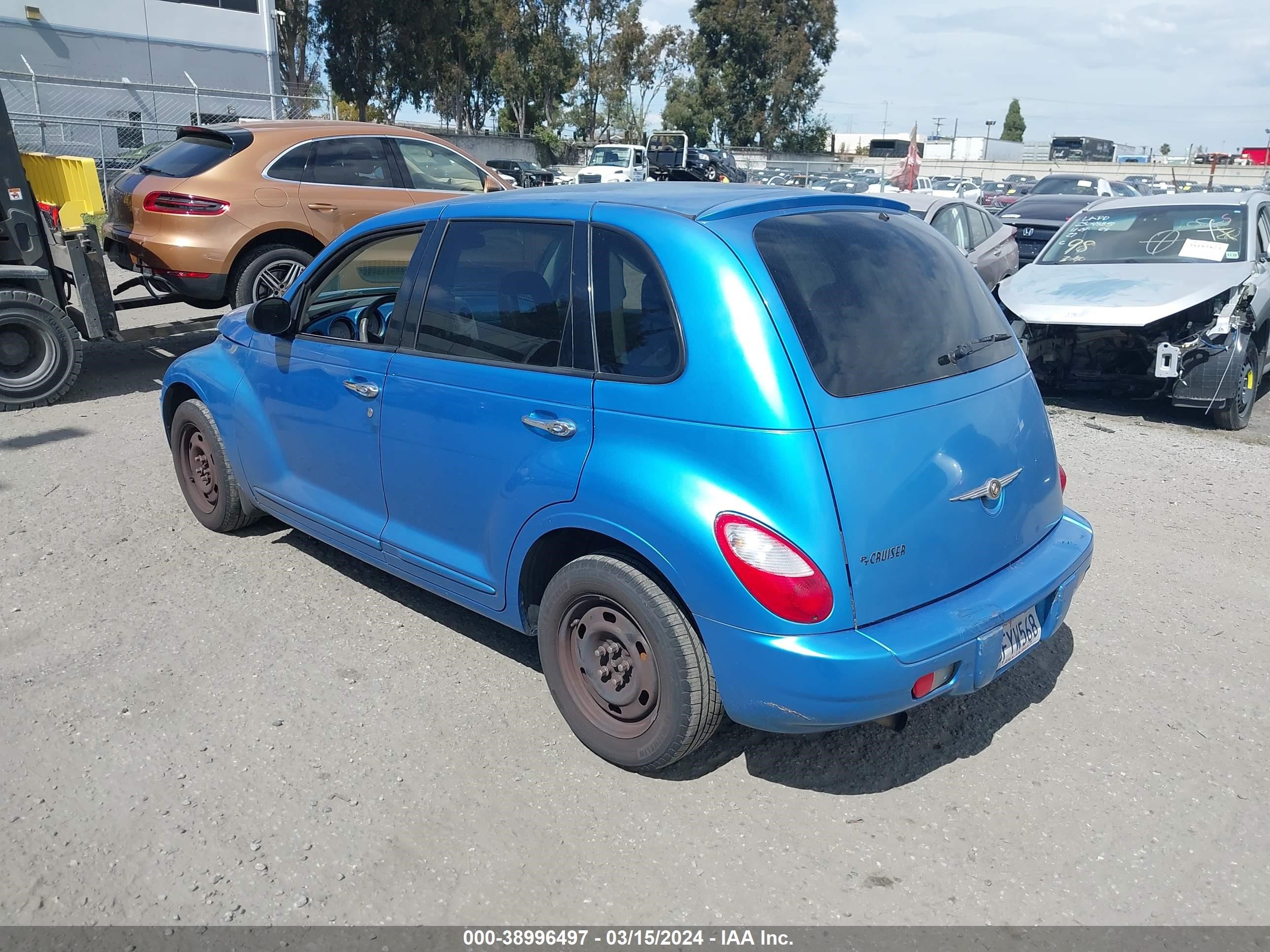 Photo 2 VIN: 3A8FY48929T574119 - CHRYSLER PT CRUISER 