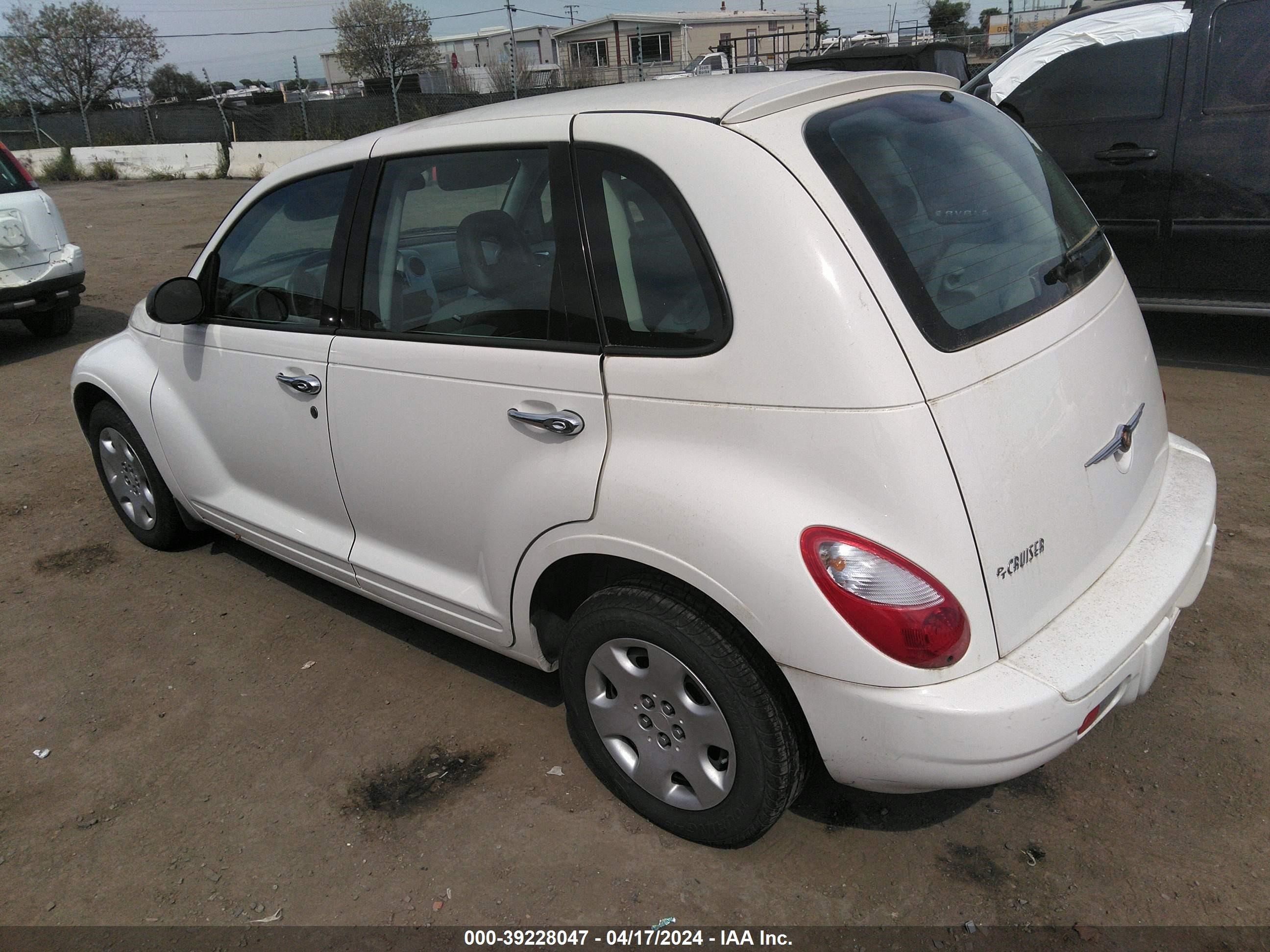 Photo 2 VIN: 3A8FY48959T616119 - CHRYSLER PT CRUISER 