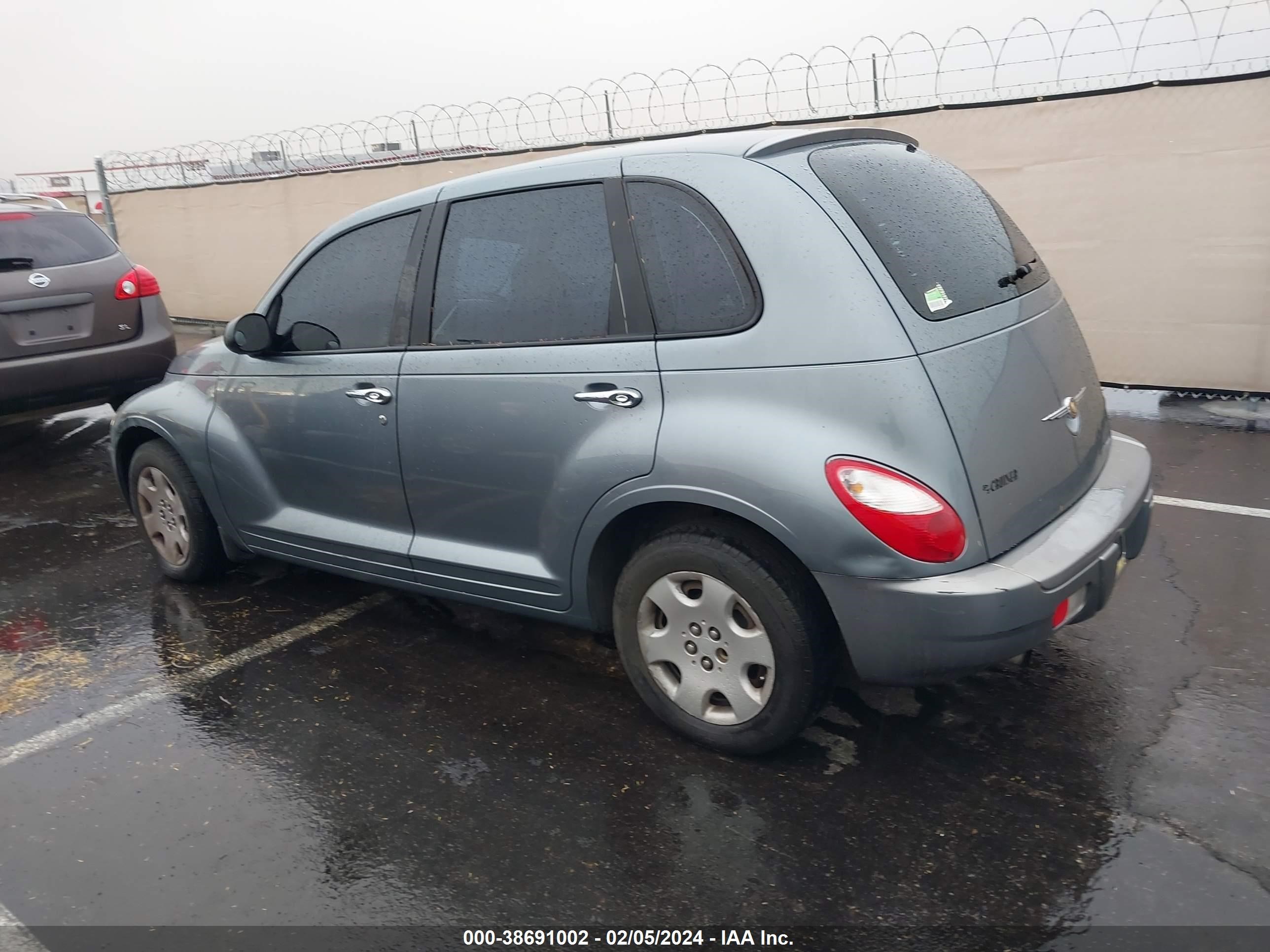 Photo 2 VIN: 3A8FY48979T533467 - CHRYSLER PT CRUISER 