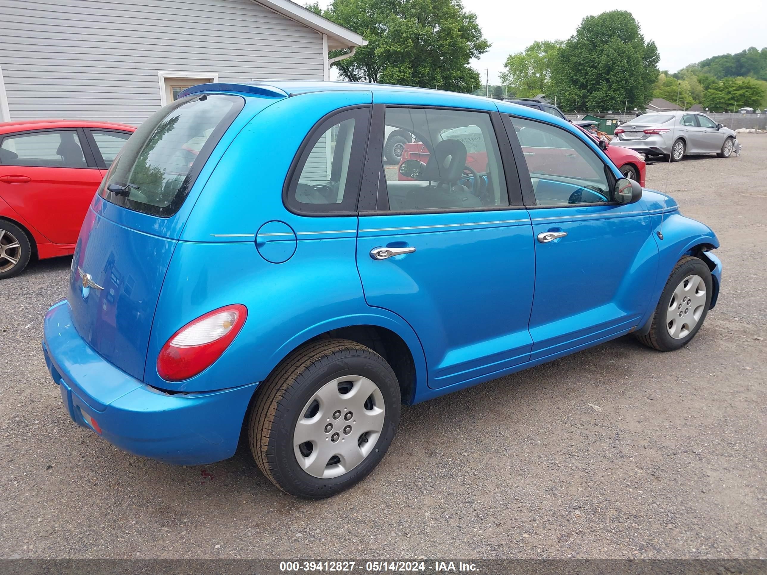 Photo 3 VIN: 3A8FY48B08T224621 - CHRYSLER PT CRUISER 