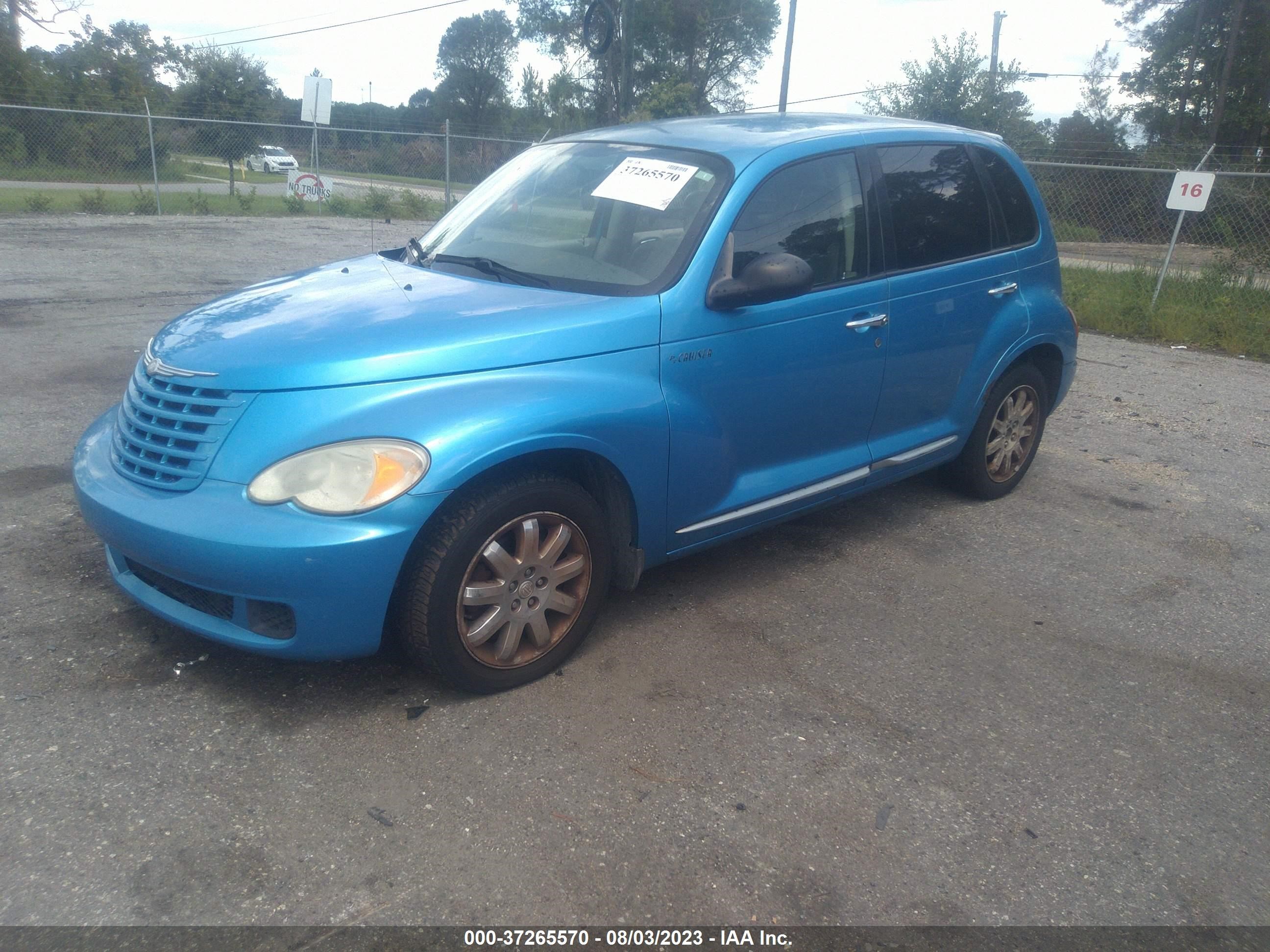 Photo 1 VIN: 3A8FY48B28T197003 - CHRYSLER PT CRUISER 