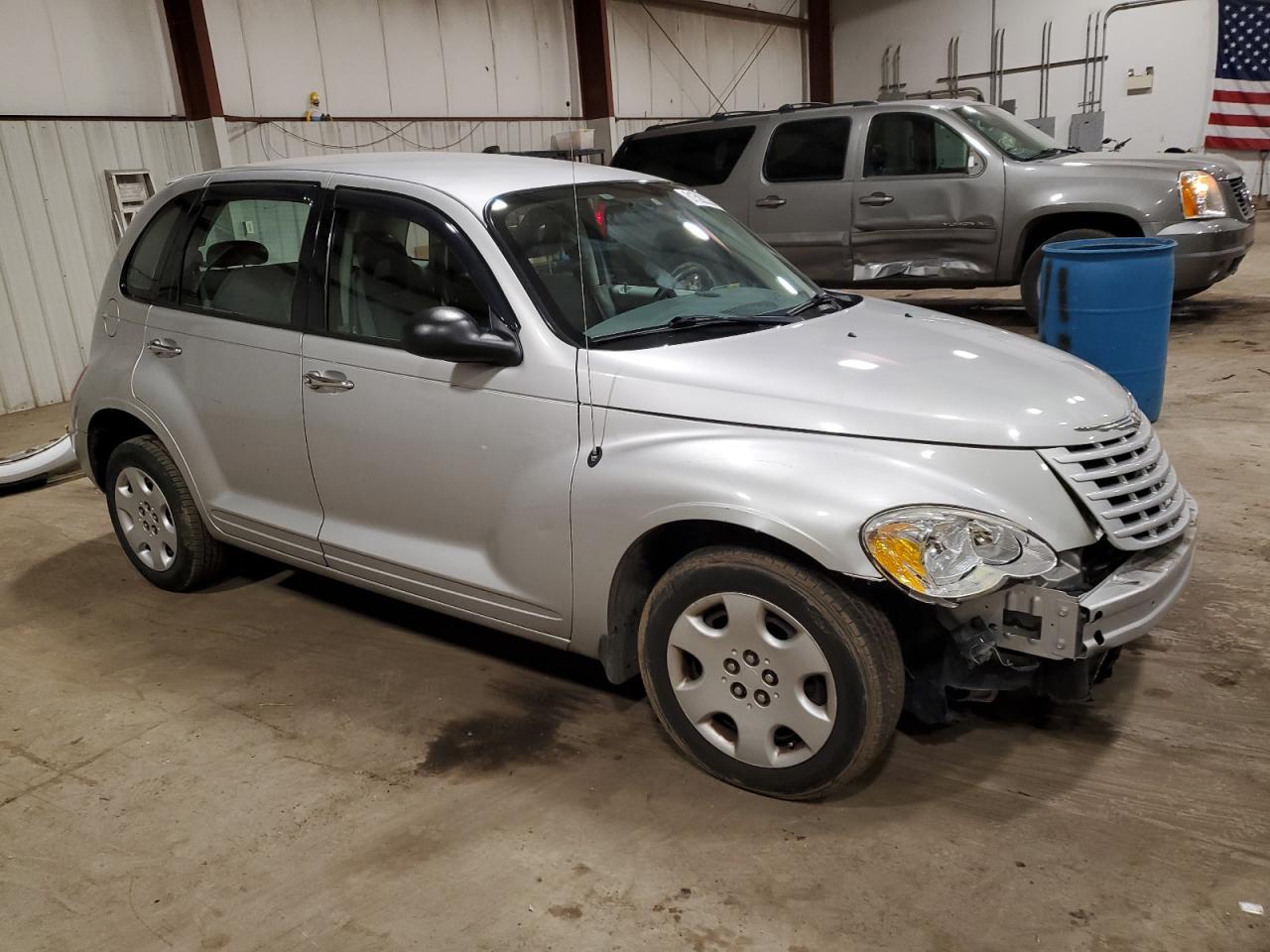 Photo 3 VIN: 3A8FY48B38T108703 - CHRYSLER PT CRUISER 