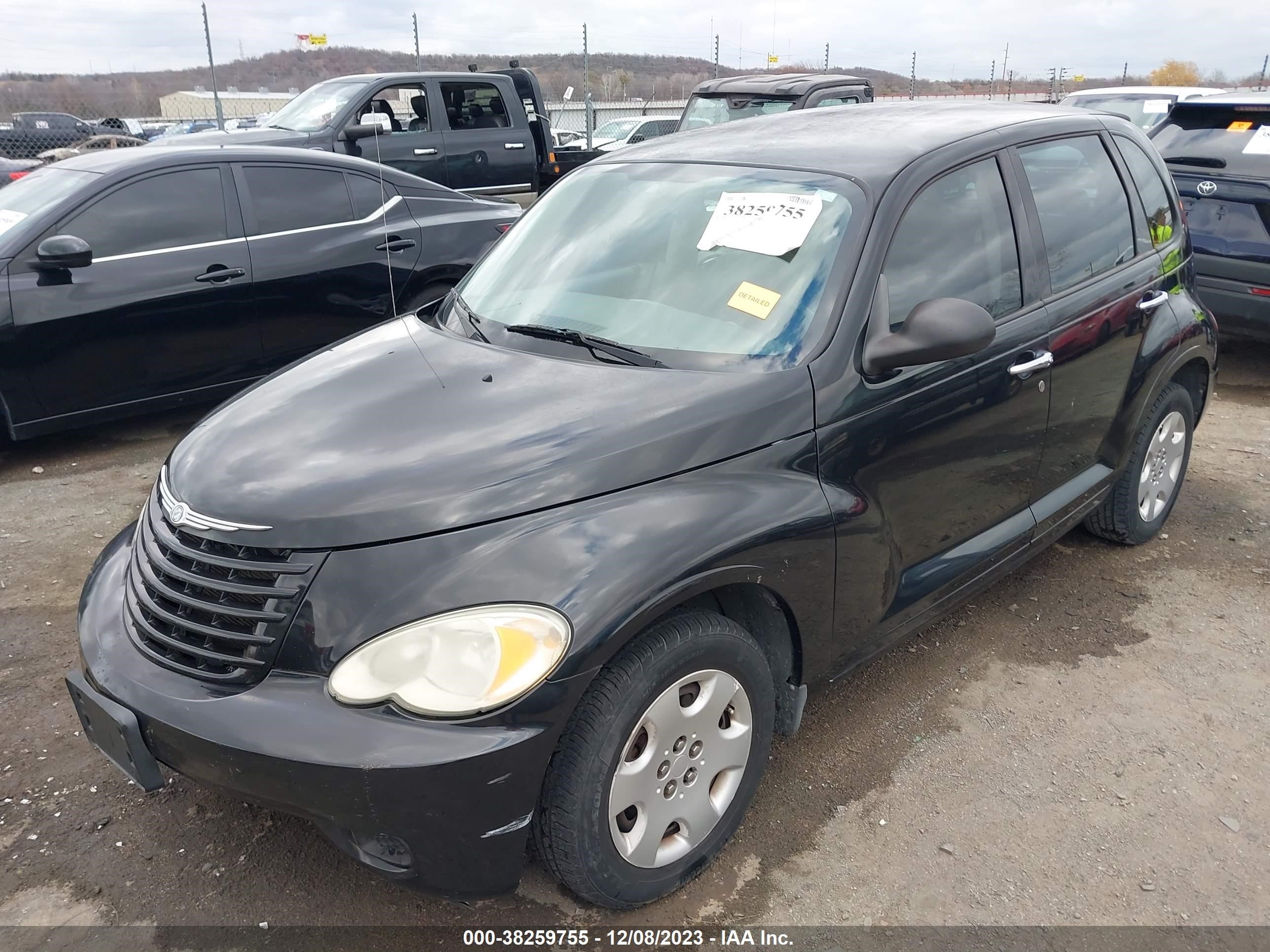 Photo 1 VIN: 3A8FY48B38T136808 - CHRYSLER PT CRUISER 