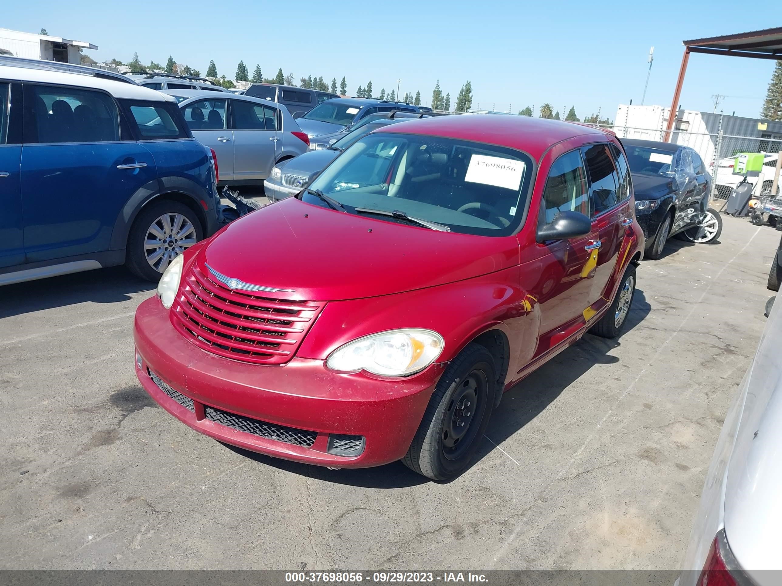 Photo 1 VIN: 3A8FY48B48T127406 - CHRYSLER PT CRUISER 