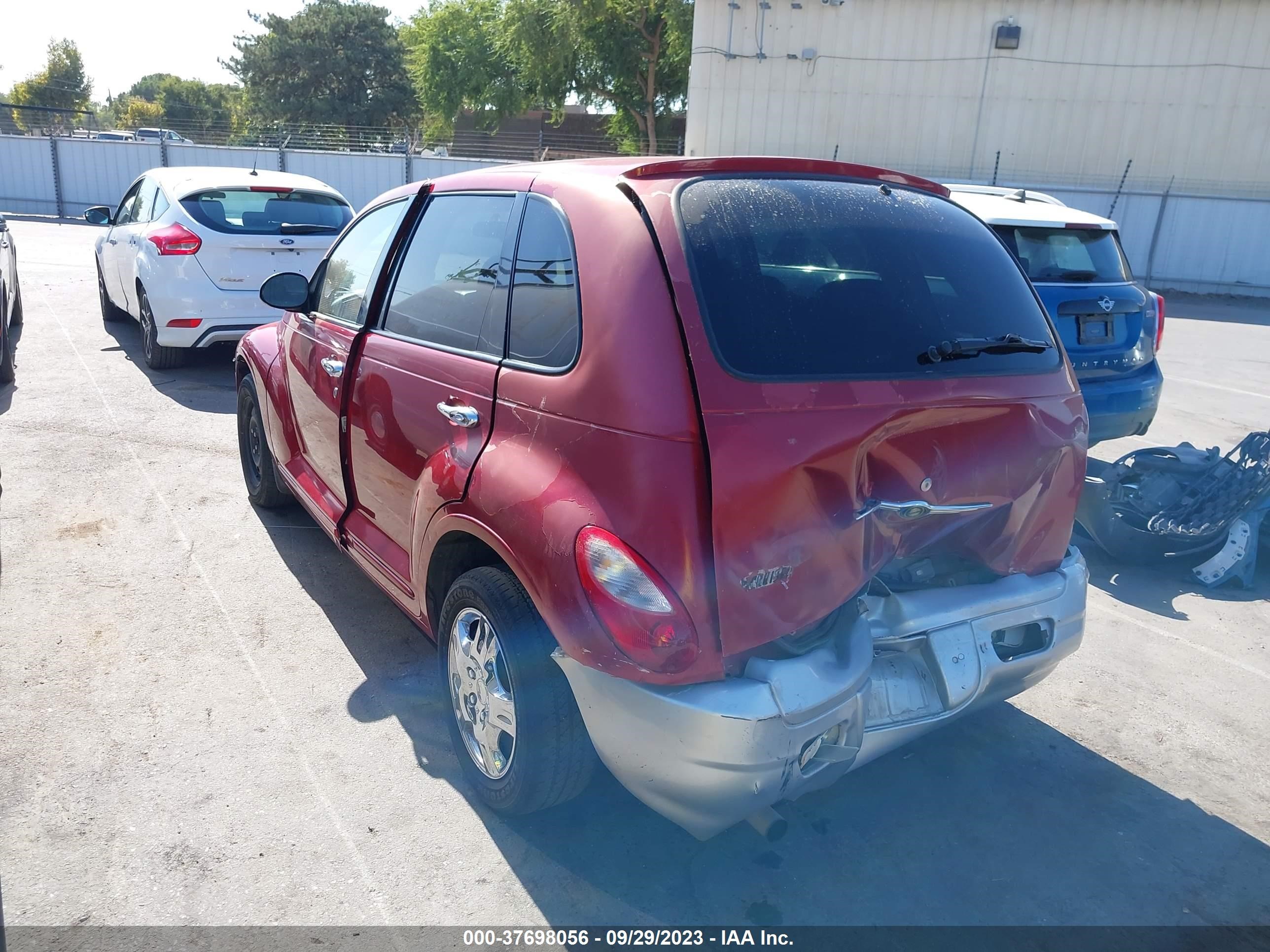 Photo 2 VIN: 3A8FY48B48T127406 - CHRYSLER PT CRUISER 