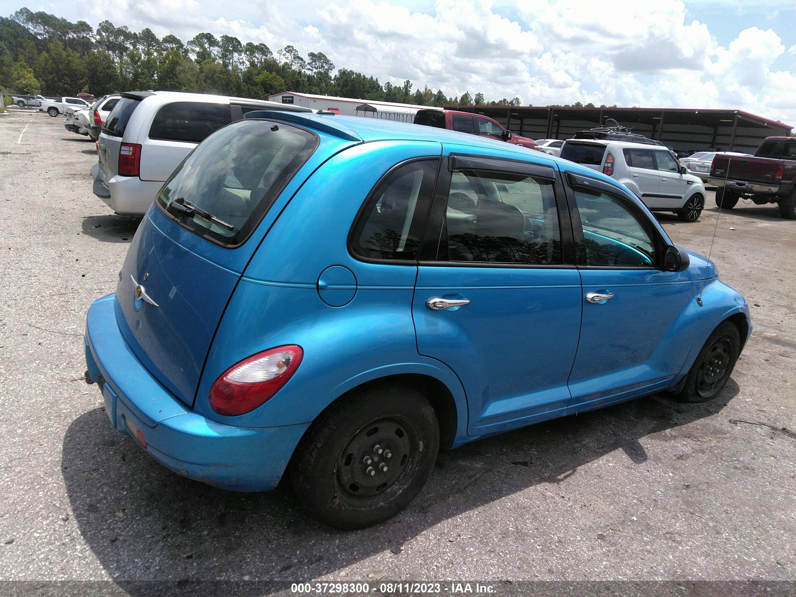 Photo 3 VIN: 3A8FY48B58T110453 - CHRYSLER PT CRUISER 