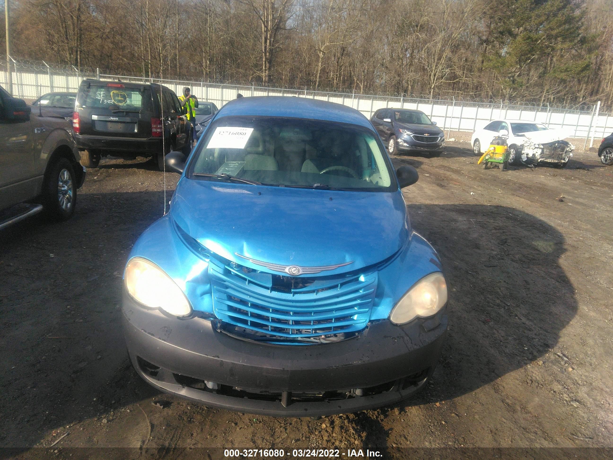 Photo 5 VIN: 3A8FY48B58T225165 - CHRYSLER PT CRUISER 