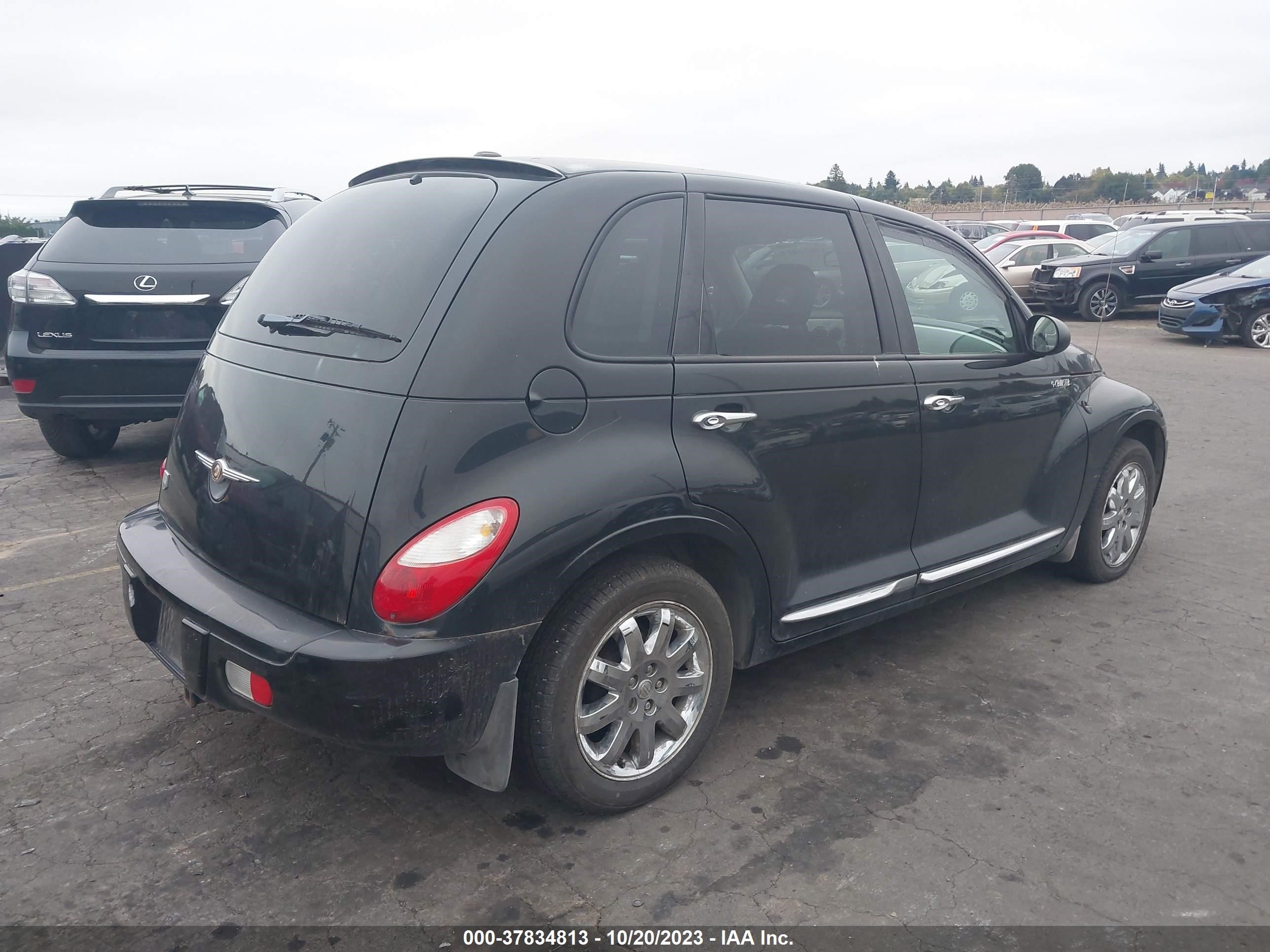 Photo 3 VIN: 3A8FY48B88T227444 - CHRYSLER PT CRUISER 