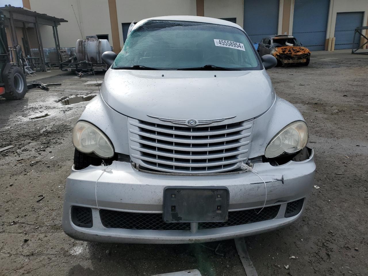 Photo 4 VIN: 3A8FY48BX8T148499 - CHRYSLER PT CRUISER 