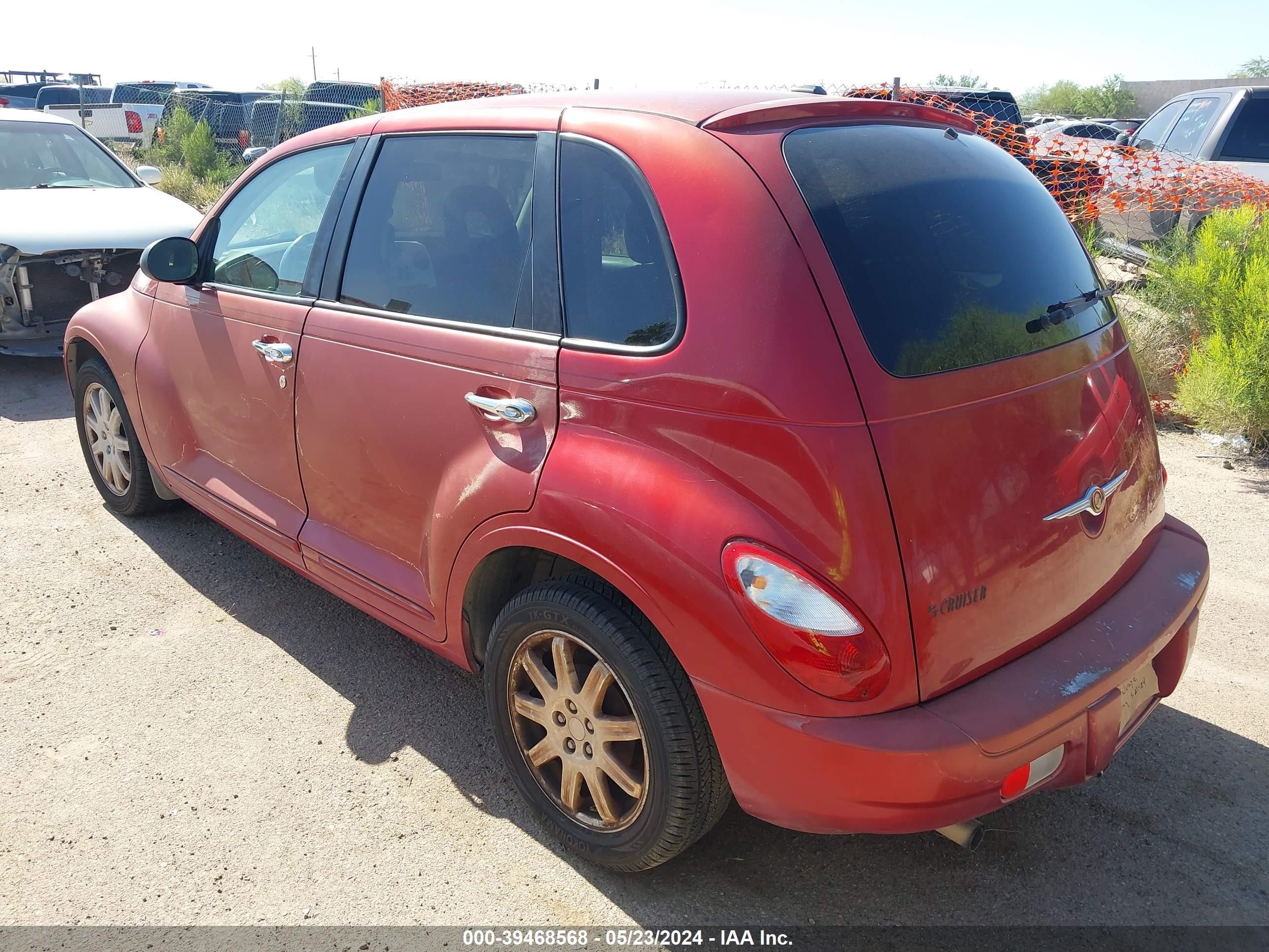 Photo 2 VIN: 3A8FY58939T561370 - CHRYSLER PT CRUISER 