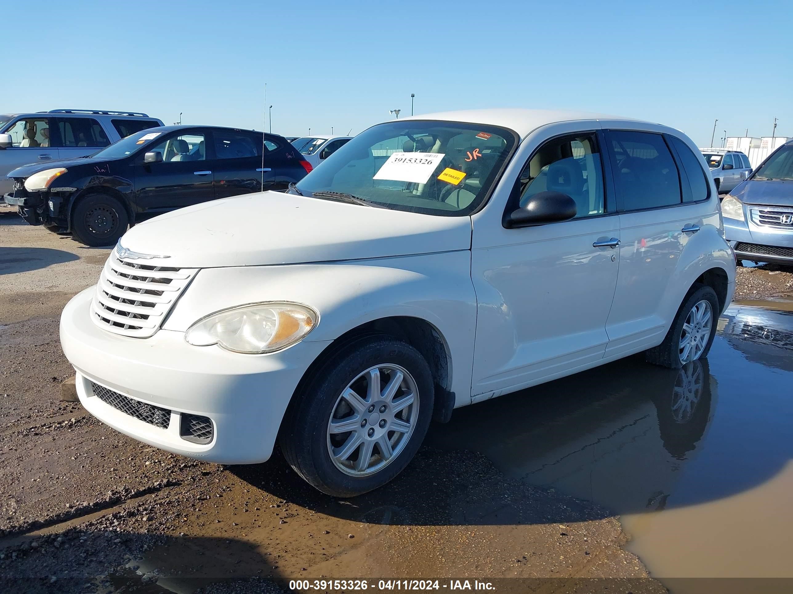 Photo 2 VIN: 3A8FY58989T560828 - CHRYSLER PT CRUISER 